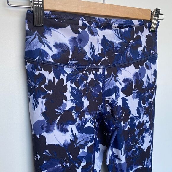 Fabletics Leggings   - Picture 3 of 6